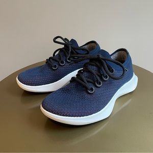 NWOT Allbirds Tree Dasher 1 Navy and Red with White Sole Womens Size 7